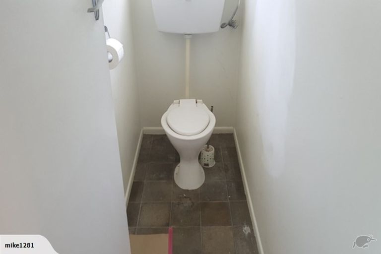 Photo of property in 12 Walpole Avenue, Hillpark, Auckland, 2102