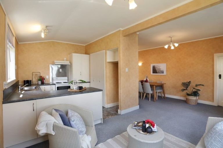 Photo of property in 28a Union Street, Hokowhitu, Palmerston North, 4410