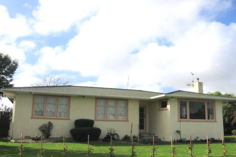 Photo of property in 6 Oriana Place, Highbury, Palmerston North, 4412