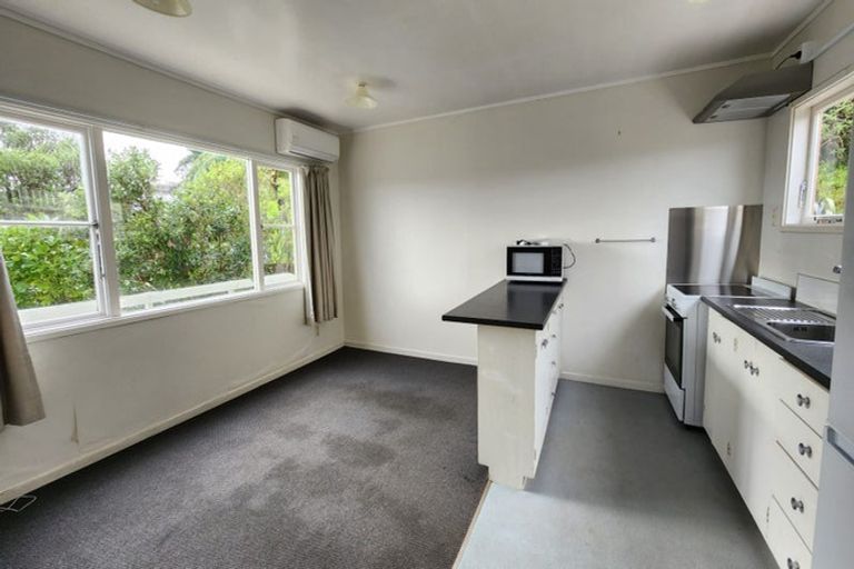 Photo of property in 13a Bedford Street, Northland, Wellington, 6012