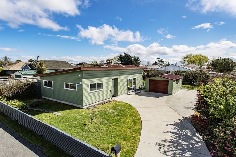 Photo of property in 11 Lenton Street, Aranui, Christchurch, 8061