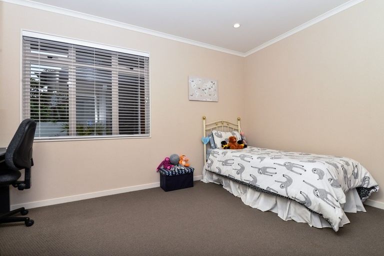 Photo of property in 3 The Peninsula, Huntington, Hamilton, 3210