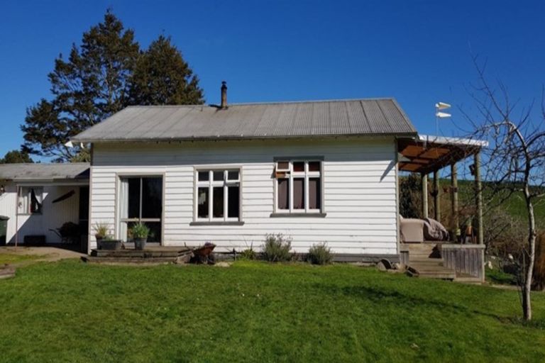 Photo of property in 111 Pollock Road, Glenham, Wyndham, 9891