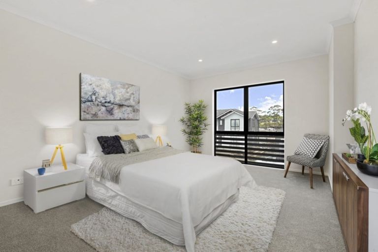 Photo of property in 20 Vincent Mcgrath Crescent, Swanson, Auckland, 0614