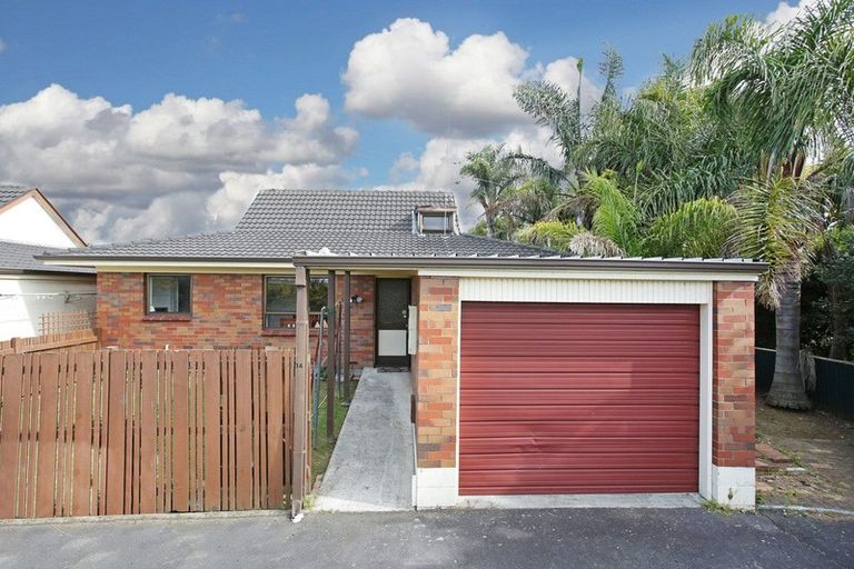 Photo of property in 14 Brynbela Court, Papakura, 2110