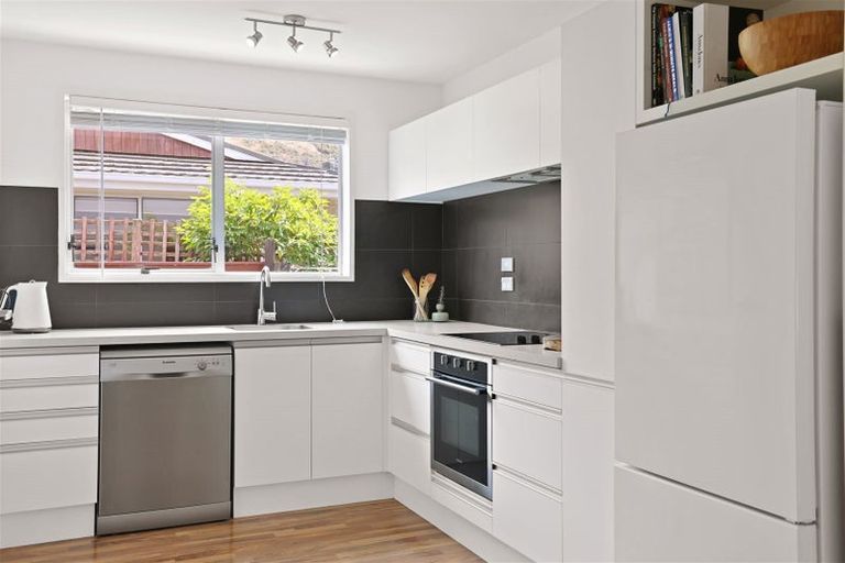 Photo of property in 29a Truro Street, Sumner, Christchurch, 8081