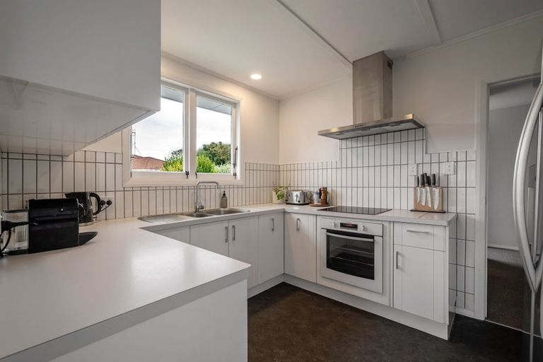 Photo of property in 98 Maxwells Line, Awapuni, Palmerston North, 4412