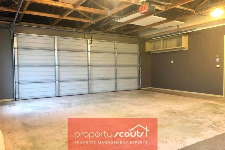 Photo of property in 9 Fantome Place, Whalers Gate, New Plymouth, 4310