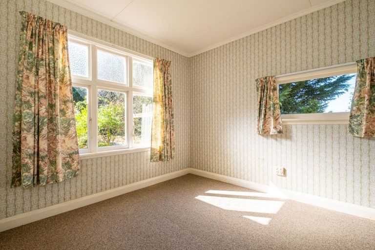 Photo of property in 99 Templer Street, Geraldine, 7992