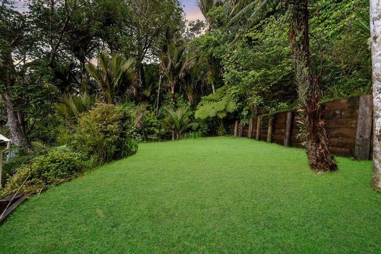 Photo of property in 576c South Titirangi Road, Titirangi, Auckland, 0604