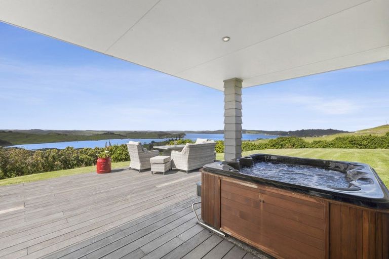 Photo of property in 281 Linton Road, Maungaturoto, 0583