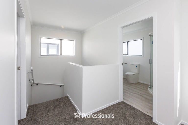 Photo of property in 9 Mamaku Place, Elderslea, Upper Hutt, 5018