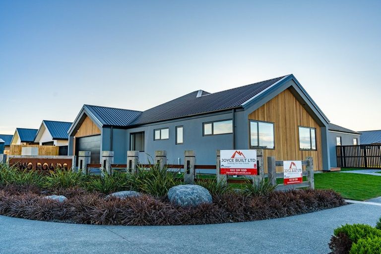 Photo of property in 1 Hamlett Drive, Woodend, 7610