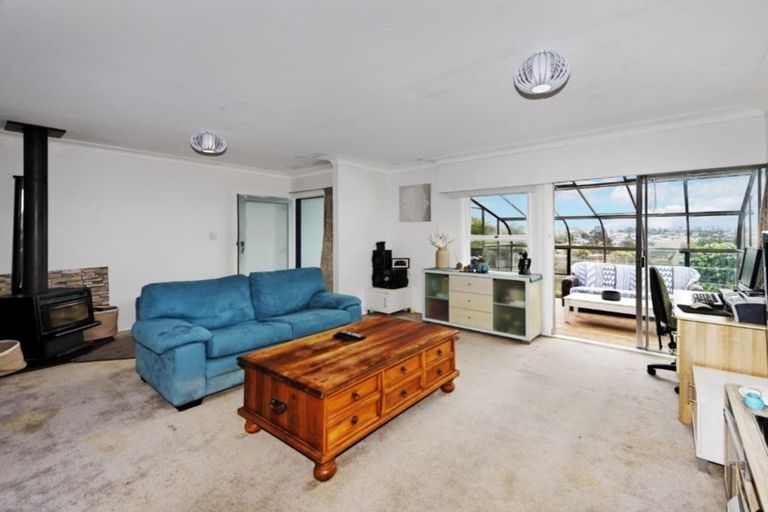 Photo of property in 177a Waimumu Road, Massey, Auckland, 0614