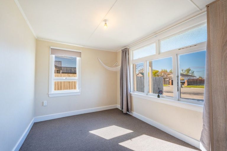 Photo of property in 35 Raymond Street, West End, Timaru, 7910