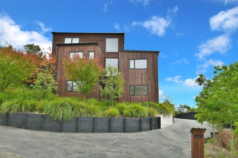 Photo of property in 7 Tree Fern Trail, Campbells Bay, Auckland, 0630