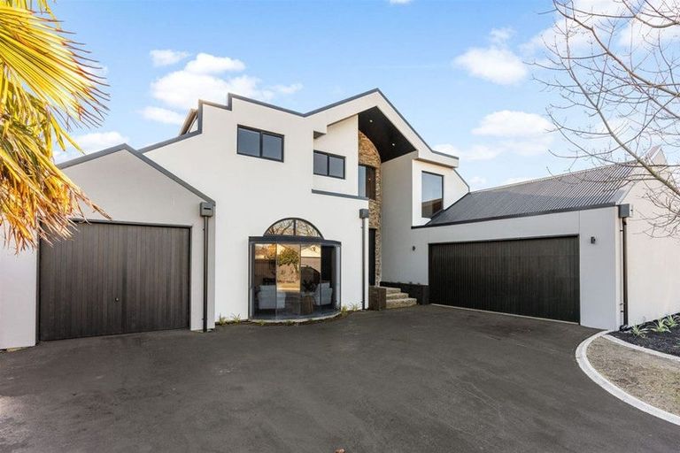 Photo of property in 15 Blarney Place, Casebrook, Christchurch, 8051