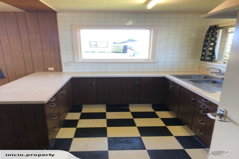 Photo of property in 14 Clipper Place, Redwood, Christchurch, 8051