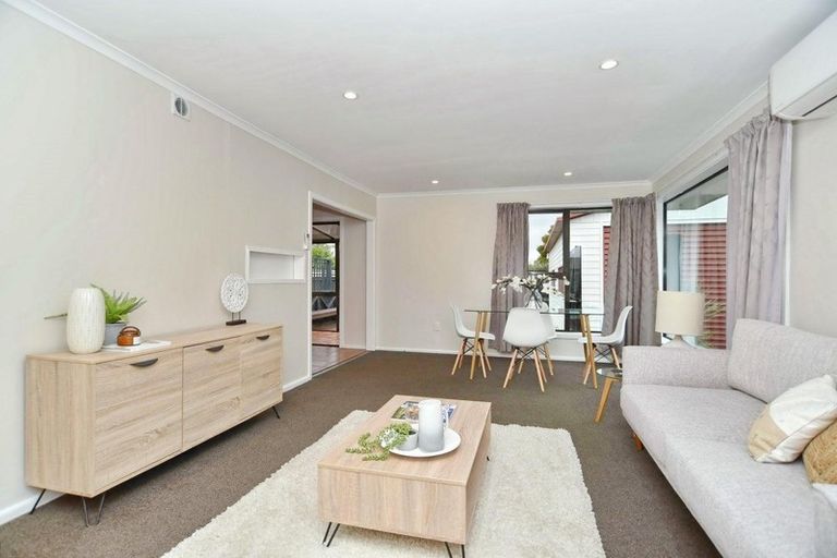 Photo of property in 132 Pacific Road, North New Brighton, Christchurch, 8083