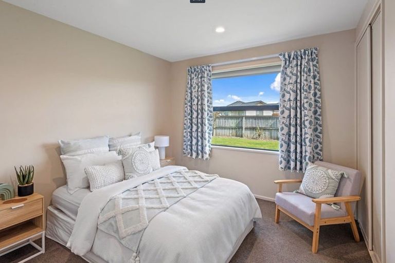 Photo of property in 2 Flaxon Place, Burwood, Christchurch, 8083