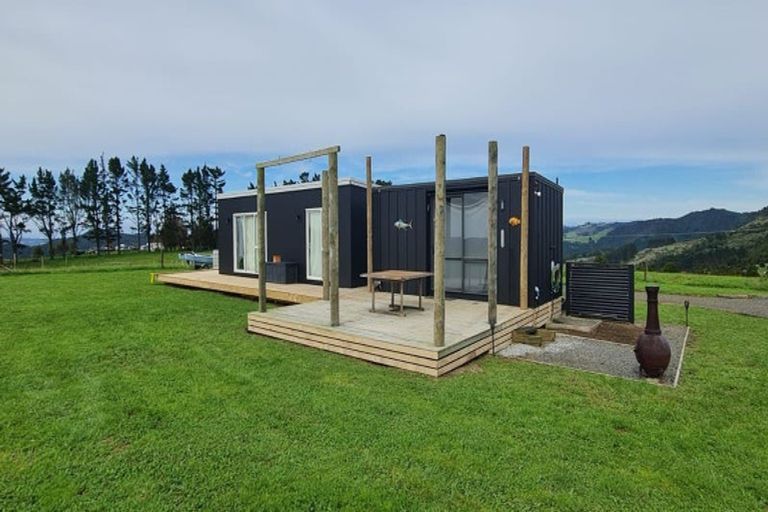 Photo of property in 1399 Russell Road, Helena Bay, Hikurangi, 0184