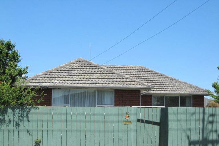 Photo of property in 60 Farquhars Road, Redwood, Christchurch, 8051
