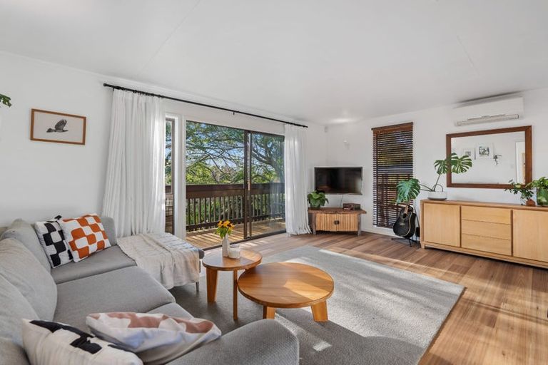 Photo of property in 16 Handforth Street, Onerahi, Whangarei, 0110