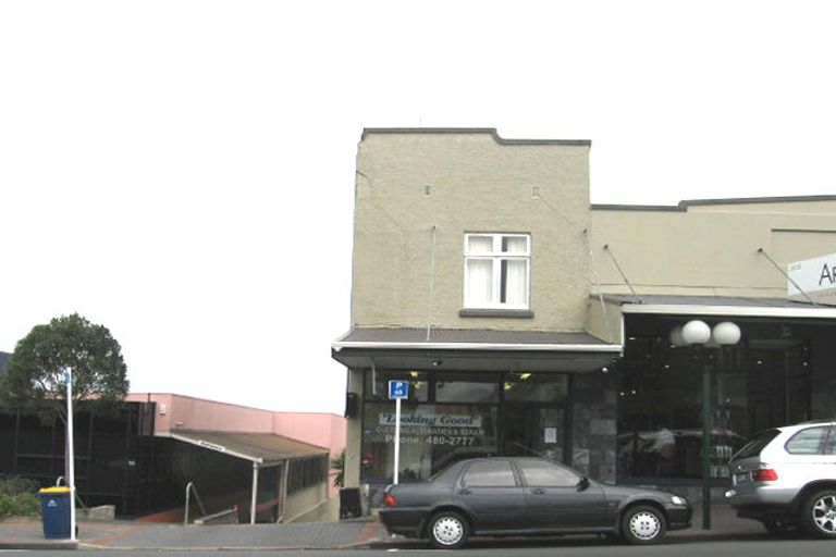 Photo of property in 9/200 Hinemoa Street, Birkenhead, Auckland, 0626