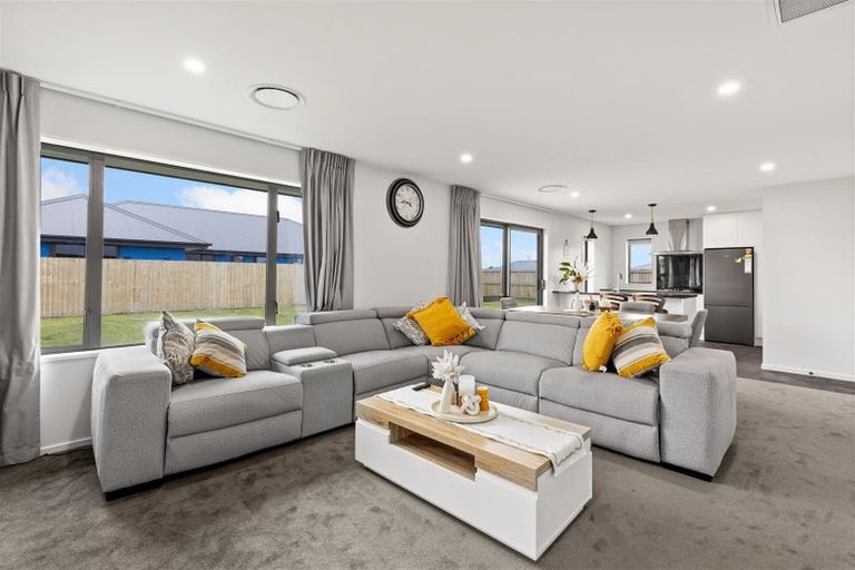 Photo of property in 27 Lunn Crescent, Leeston, 7632