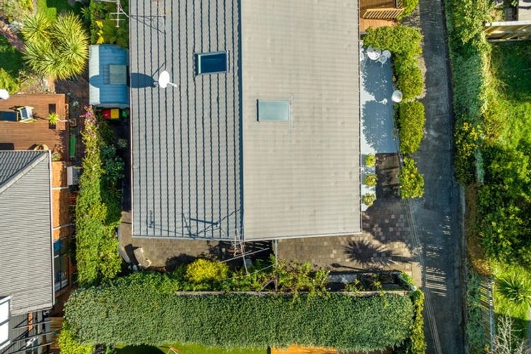 Photo of property in 3/4a Dallinghoe Crescent, Milford, Auckland, 0620