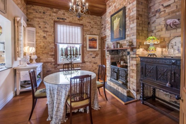 Photo of property in 11 Rattray Street, Devonport, Auckland, 0624