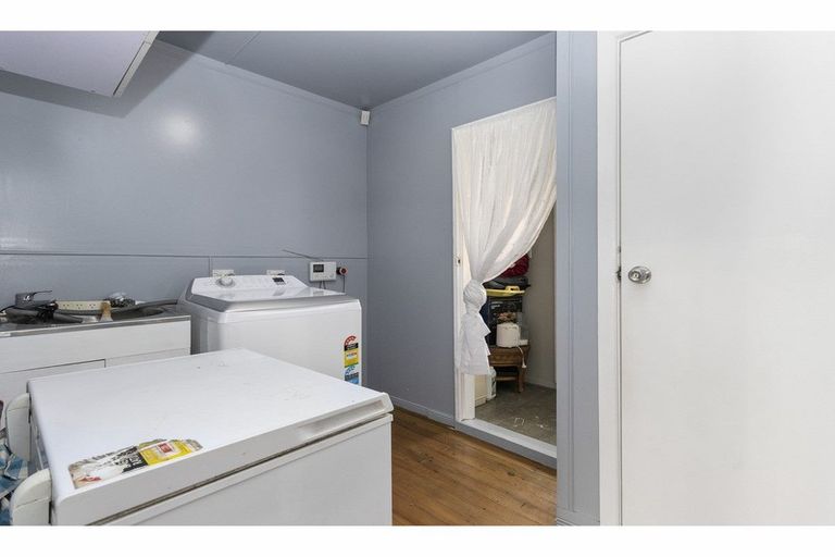 Photo of property in 2 Armstrong Street, Huntly, 3700