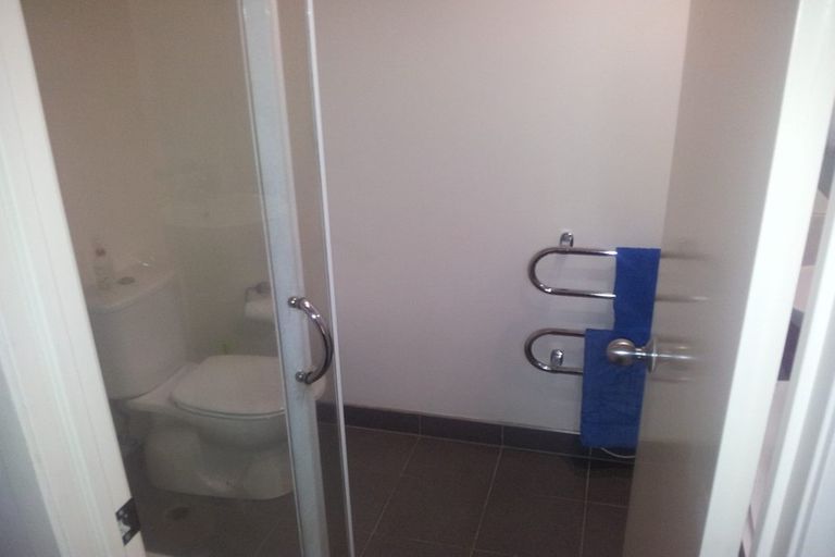 Photo of property in The Imperial Gardens Apartments, 115/135 Hobson Street, Auckland Central, Auckland, 1010