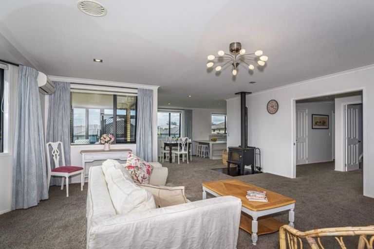 Photo of property in 58 Dillon Drive, Bell Block, New Plymouth, 4312