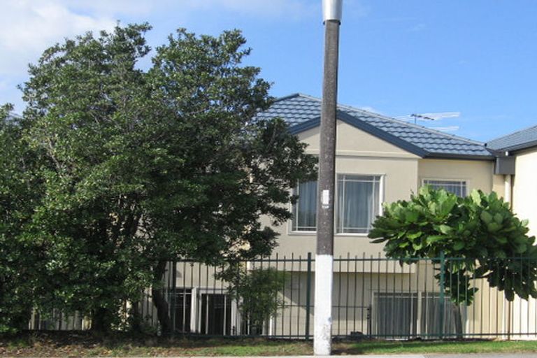 Photo of property in 149c Hobsonville Road, West Harbour, Auckland, 0618