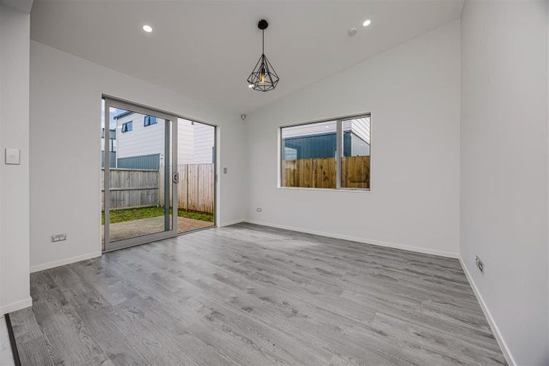 Photo of property in 25 Clayden Shuttleworth Street, Papakura, 2110