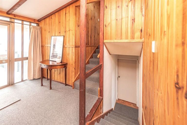 Photo of property in 24 Karyn Street, Castlecliff, Whanganui, 4501