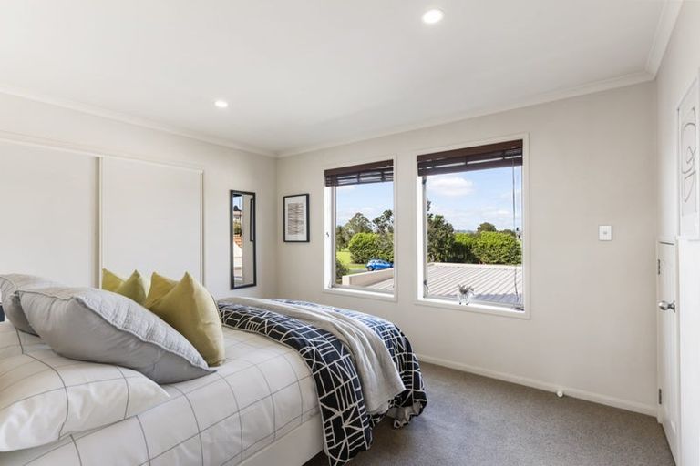 Photo of property in 12 Millennial Way, Orewa, 0931