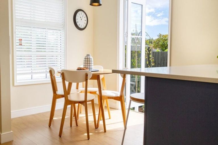 Photo of property in 1/22 Leitch Street, Somerfield, Christchurch, 8024
