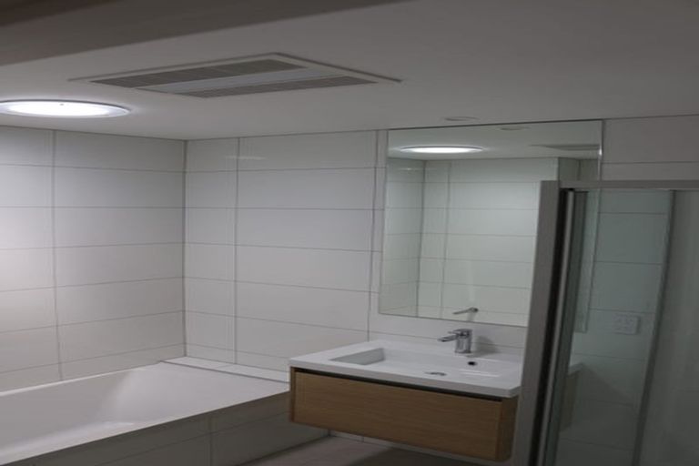 Photo of property in 43 Periko Way, Takanini, 2112