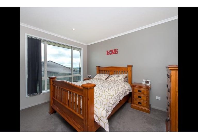 Photo of property in 9 Mcneish Place, Pokeno, 2402