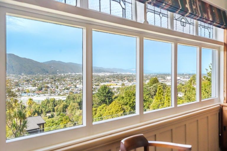 Photo of property in 39 Wairere Road, Belmont, Lower Hutt, 5010