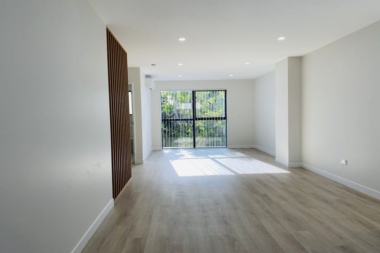 Photo of property in 7/41 Marriott Road, Pakuranga, Auckland, 2010