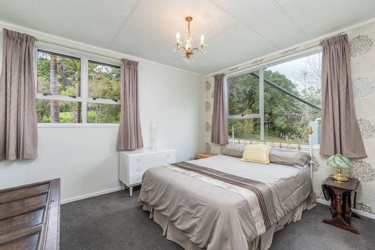 Photo of property in 3 Kanuka Road, Sandspit, Warkworth, 0982