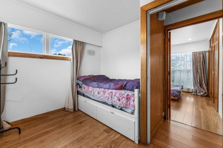 Photo of property in 22 Lawrence Crescent, Hillpark, Auckland, 2102