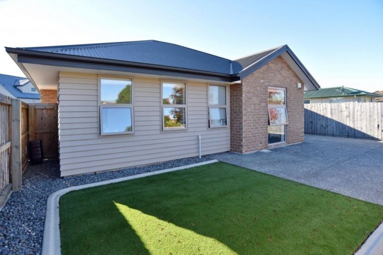 Photo of property in 1/31 Veitches Road, Casebrook, Christchurch, 8051