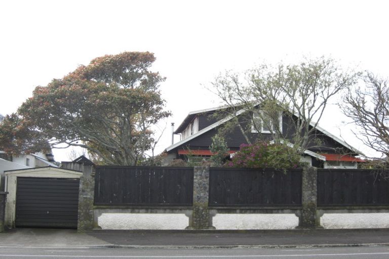 Photo of property in 193 Carrington Street, Lower Vogeltown, New Plymouth, 4310