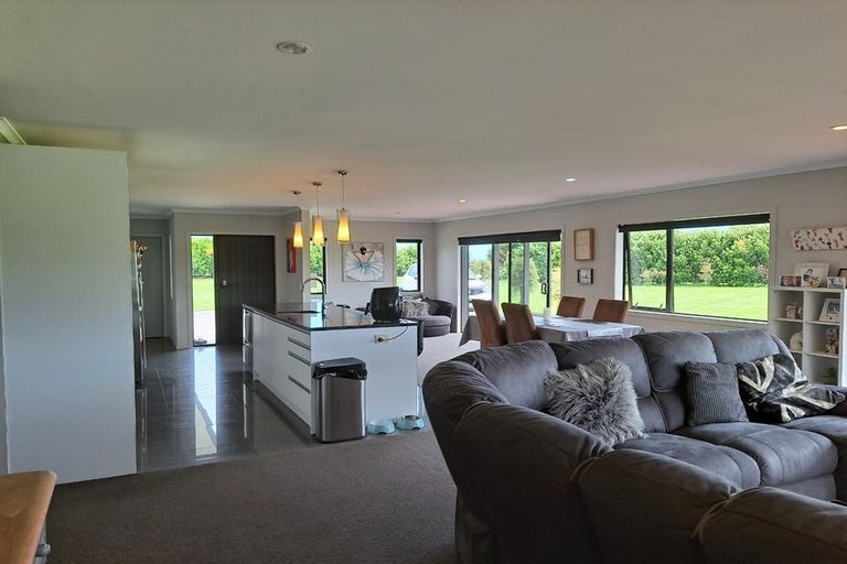 Photo of property in 119 Henwood Road, Paraite, New Plymouth, 4372