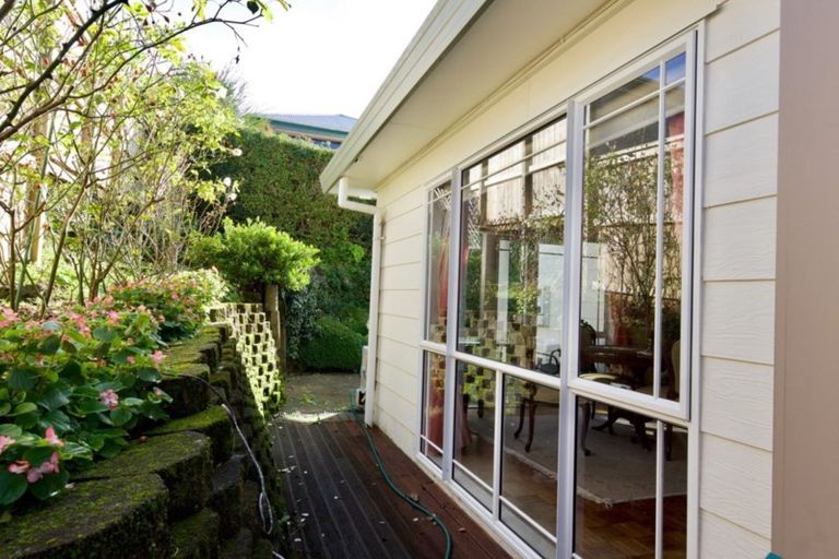 Photo of property in 2/32 Spencer Road, Pinehill, Auckland, 0632