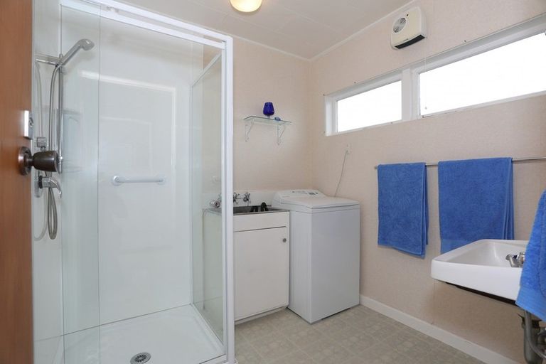 Photo of property in 10 Lambert Street, Marton, 4710